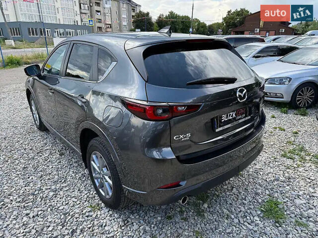 Мазда СХ-5 2023 в Черновцах на Automoto.ua Серый Мазда СХ-5, объемом двигателя 2.49 л и пробегом 15 тыс. км за 26000 $, фото 2 на Automoto.ua