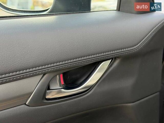 Серый Мазда СХ-5, объемом двигателя 2.49 л и пробегом 15 тыс. км за 27000 $, фото 37 на Automoto.ua