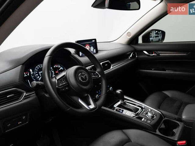 Сірий Мазда СХ-5, об'ємом двигуна 2.49 л та пробігом 40 тис. км за 32112 $, фото 8 на Automoto.ua
