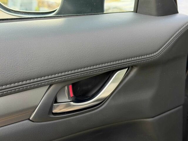 Серый Мазда СХ-5, объемом двигателя 2.5 л и пробегом 15 тыс. км за 27000 $, фото 13 на Automoto.ua