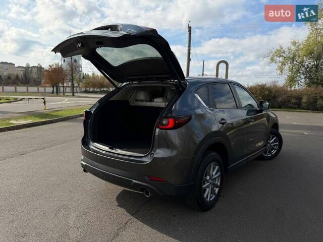 Серый Мазда СХ-5, объемом двигателя 2.49 л и пробегом 15 тыс. км за 27000 $, фото 30 на Automoto.ua