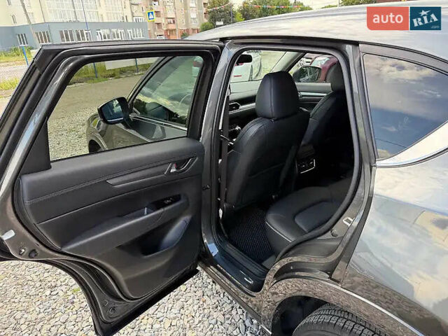 Мазда СХ-5 2023 в Черновцах на Automoto.ua Серый Мазда СХ-5, объемом двигателя 2.49 л и пробегом 15 тыс. км за 26000 $, фото 11 на Automoto.ua