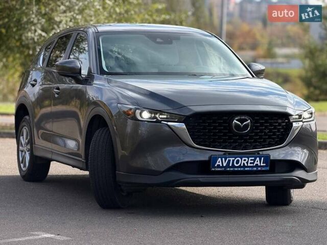 Серый Мазда СХ-5, объемом двигателя 2.49 л и пробегом 15 тыс. км за 27000 $, фото 3 на Automoto.ua