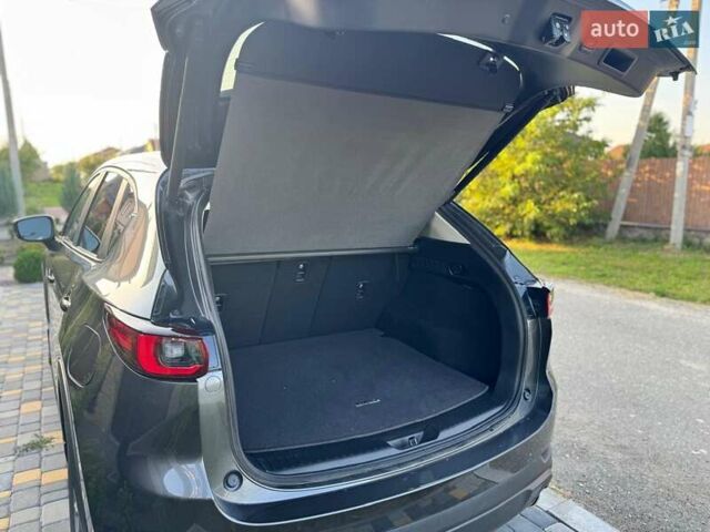 Сірий Мазда СХ-5, об'ємом двигуна 2.49 л та пробігом 32 тис. км за 26000 $, фото 22 на Automoto.ua