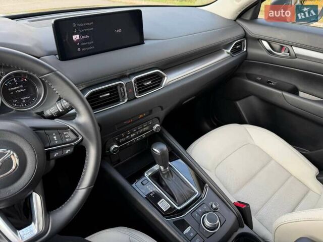 Серый Мазда СХ-5, объемом двигателя 2.49 л и пробегом 15 тыс. км за 27000 $, фото 52 на Automoto.ua