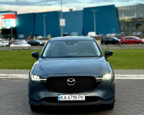 Серый Мазда СХ-5, объемом двигателя 2.5 л и пробегом 2 тыс. км за 27499 $, фото 2 на Automoto.ua