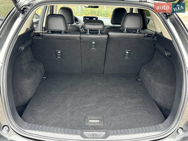 Серый Мазда СХ-5, объемом двигателя 2.5 л и пробегом 4 тыс. км за 23500 $, фото 30 на Automoto.ua