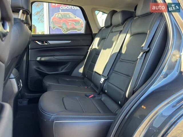Сірий Мазда СХ-5, об'ємом двигуна 2.49 л та пробігом 3 тис. км за 29900 $, фото 3 на Automoto.ua