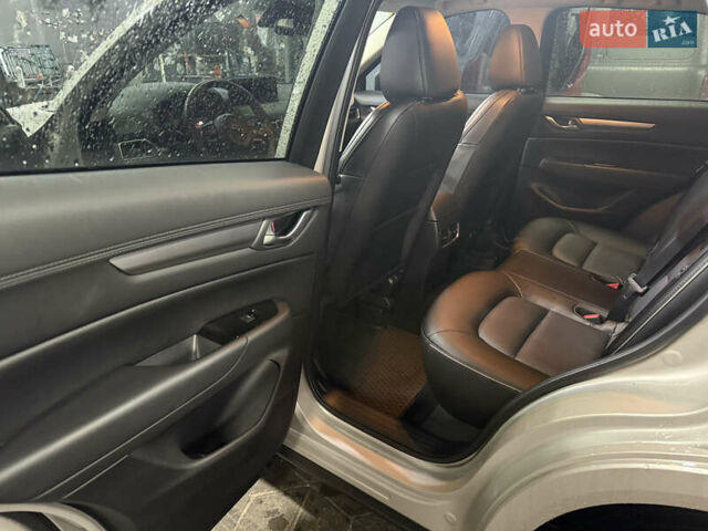 Сірий Мазда СХ-5, об'ємом двигуна 2.49 л та пробігом 15 тис. км за 24000 $, фото 6 на Automoto.ua