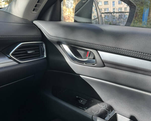 Сірий Мазда СХ-5, об'ємом двигуна 2 л та пробігом 14 тис. км за 29000 $, фото 7 на Automoto.ua