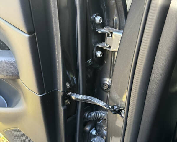 Сірий Мазда СХ-5, об'ємом двигуна 2 л та пробігом 14 тис. км за 29000 $, фото 6 на Automoto.ua