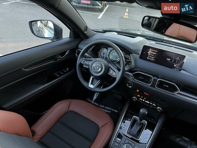 Серый Мазда СХ-5, объемом двигателя 2.49 л и пробегом 1 тыс. км за 36419 $, фото 50 на Automoto.ua