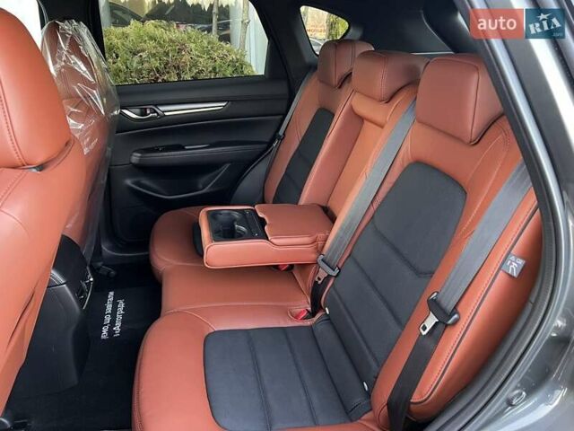 Серый Мазда СХ-5, объемом двигателя 2.49 л и пробегом 1 тыс. км за 36419 $, фото 21 на Automoto.ua