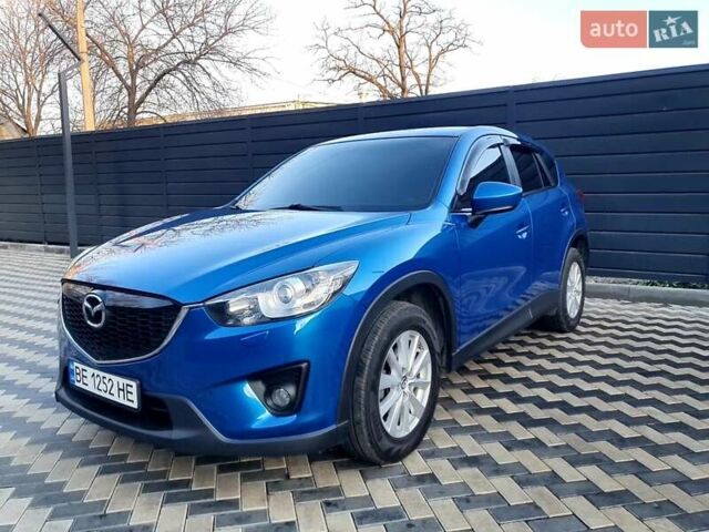 Синий Мазда СХ-5, объемом двигателя 2 л и пробегом 216 тыс. км за 12500 $, фото 3 на Automoto.ua