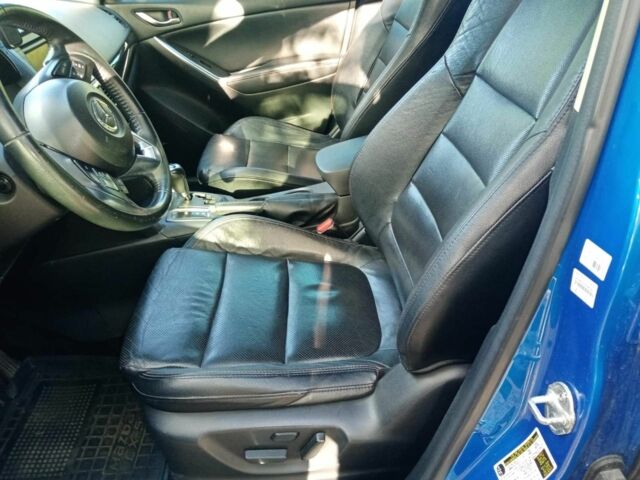 Мазда СХ-5 2012 в Хороле на Automoto.ua Синий Мазда СХ-5, объемом двигателя 2 л и пробегом 214 тыс. км за 13000 $, фото 6 на Automoto.ua