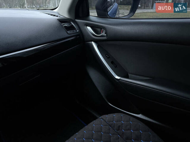 Синий Мазда СХ-5, объемом двигателя 2.5 л и пробегом 241 тыс. км за 12500 $, фото 18 на Automoto.ua