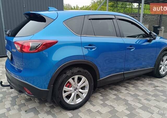 Синій Мазда СХ-5, об'ємом двигуна 2.2 л та пробігом 227 тис. км за 13000 $, фото 2 на Automoto.ua