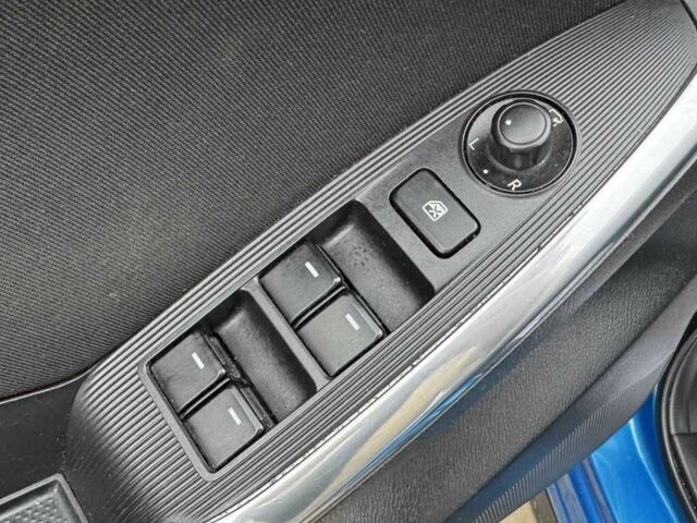 Синій Мазда СХ-5, об'ємом двигуна 2.2 л та пробігом 230 тис. км за 13999 $, фото 12 на Automoto.ua