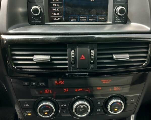 Синий Мазда СХ-5, объемом двигателя 2.2 л и пробегом 235 тыс. км за 15000 $, фото 6 на Automoto.ua