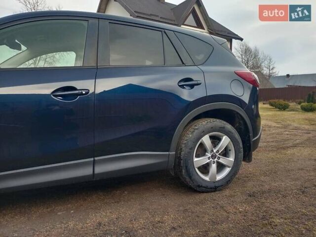 Синий Мазда СХ-5, объемом двигателя 2.2 л и пробегом 280 тыс. км за 13600 $, фото 5 на Automoto.ua