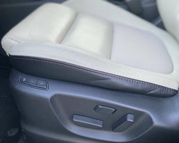 Синий Мазда СХ-5, объемом двигателя 2.2 л и пробегом 203 тыс. км за 14550 $, фото 6 на Automoto.ua