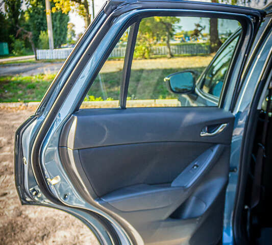 Синий Мазда СХ-5, объемом двигателя 2.5 л и пробегом 80 тыс. км за 16400 $, фото 8 на Automoto.ua