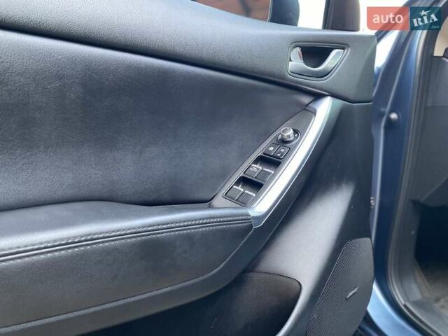 Мазда СХ-5 2015 в Бердичеве на Automoto.ua Синий Мазда СХ-5, объемом двигателя 2.49 л и пробегом 133 тыс. км за 14000 $, фото 20 на Automoto.ua