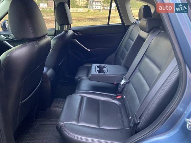 Мазда СХ-5 2015 в Бердичеве на Automoto.ua Синий Мазда СХ-5, объемом двигателя 2.49 л и пробегом 133 тыс. км за 14000 $, фото 27 на Automoto.ua