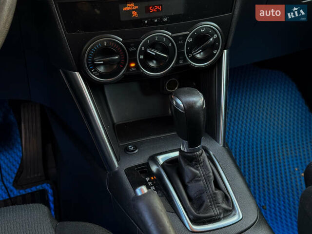 Синий Мазда СХ-5, объемом двигателя 2.49 л и пробегом 255 тыс. км за 13300 $, фото 12 на Automoto.ua