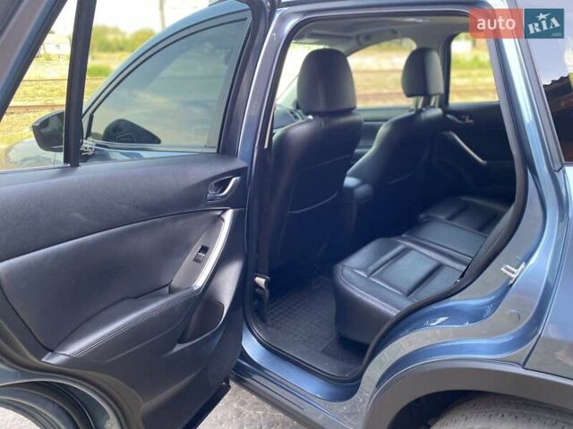 Мазда СХ-5 2015 в Бердичеве на Automoto.ua Синий Мазда СХ-5, объемом двигателя 2.49 л и пробегом 133 тыс. км за 14000 $, фото 23 на Automoto.ua