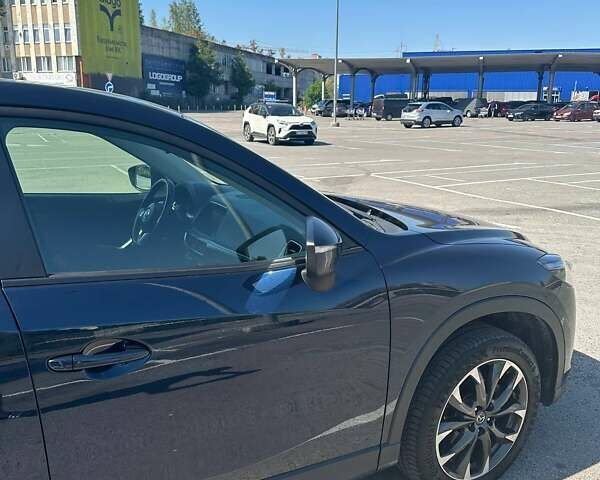 Синий Мазда СХ-5, объемом двигателя 2.2 л и пробегом 213 тыс. км за 16500 $, фото 4 на Automoto.ua