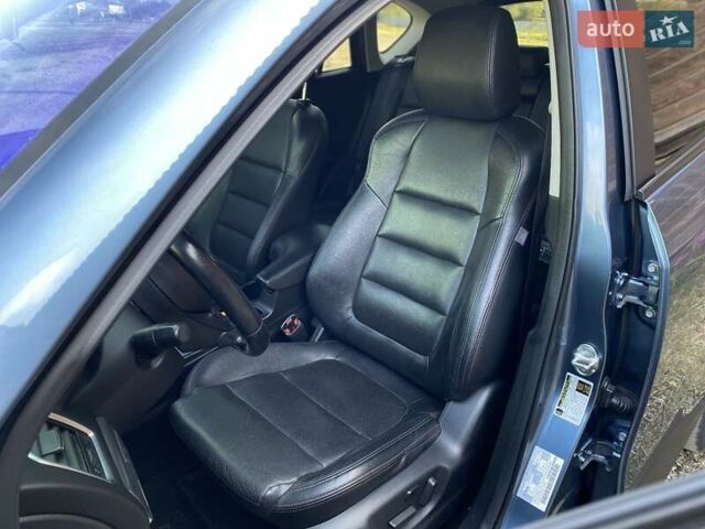 Мазда СХ-5 2015 в Бердичеве на Automoto.ua Синий Мазда СХ-5, объемом двигателя 2.49 л и пробегом 133 тыс. км за 14000 $, фото 18 на Automoto.ua