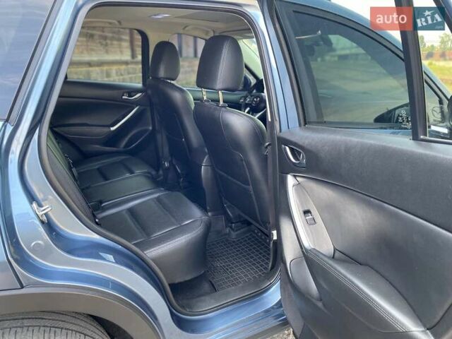 Мазда СХ-5 2015 в Бердичеве на Automoto.ua Синий Мазда СХ-5, объемом двигателя 2.49 л и пробегом 133 тыс. км за 14000 $, фото 25 на Automoto.ua