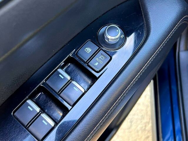 Мазда СХ-5 2017 в Звенигородка на Automoto.ua Синий Мазда СХ-5, объемом двигателя 2.2 л и пробегом 215 тыс. км за 23000 $, фото 4 на Automoto.ua