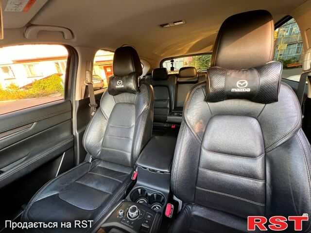 Мазда СХ-5 2017 в Звенигородка на Automoto.ua Синий Мазда СХ-5, объемом двигателя 2.2 л и пробегом 215 тыс. км за 23000 $, фото 3 на Automoto.ua