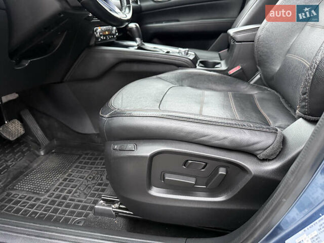 Синий Мазда СХ-5, объемом двигателя 2.49 л и пробегом 116 тыс. км за 18900 $, фото 19 на Automoto.ua