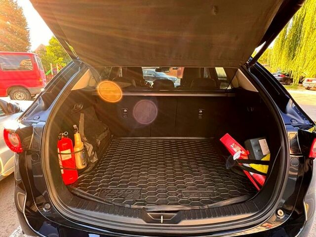 Мазда СХ-5 2017 в Звенигородка на Automoto.ua Синий Мазда СХ-5, объемом двигателя 2.2 л и пробегом 215 тыс. км за 23000 $, фото 6 на Automoto.ua