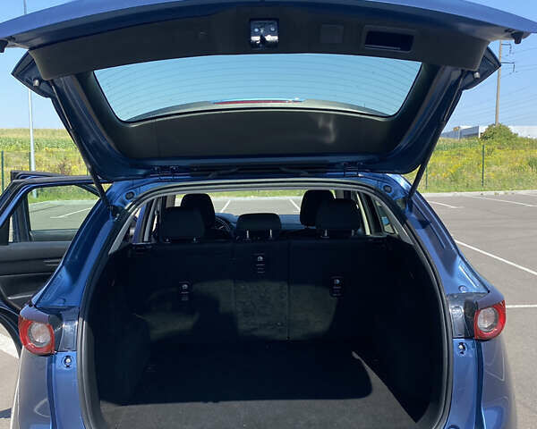 Синій Мазда СХ-5, об'ємом двигуна 2.5 л та пробігом 65 тис. км за 17850 $, фото 6 на Automoto.ua