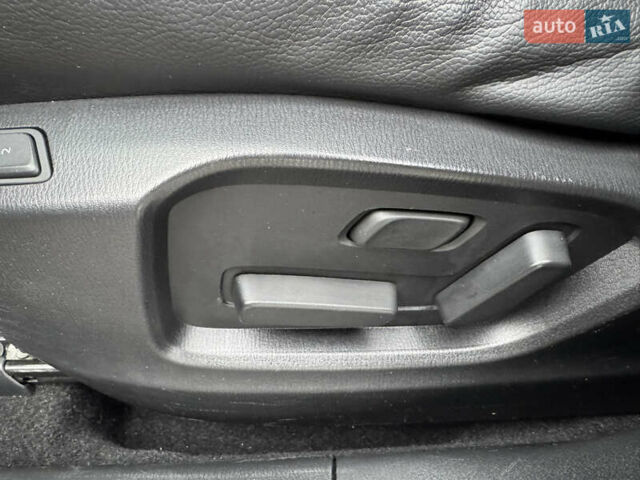 Синій Мазда СХ-5, об'ємом двигуна 2.49 л та пробігом 130 тис. км за 18000 $, фото 22 на Automoto.ua