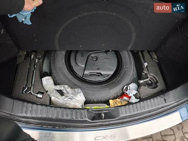 Синий Мазда СХ-5, объемом двигателя 2.19 л и пробегом 105 тыс. км за 26500 $, фото 28 на Automoto.ua