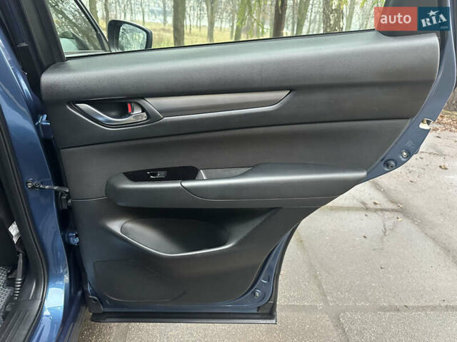 Синий Мазда СХ-5, объемом двигателя 2.49 л и пробегом 97 тыс. км за 18500 $, фото 22 на Automoto.ua