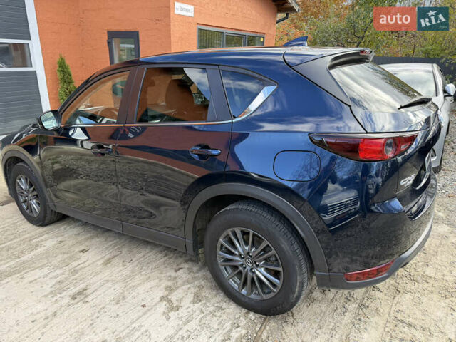 Мазда СХ-5 2019 в Ивано-Франковске на Automoto.ua Синий Мазда СХ-5, объемом двигателя 2.49 л и пробегом 90 тыс. км за 18499 $, фото 3 на Automoto.ua