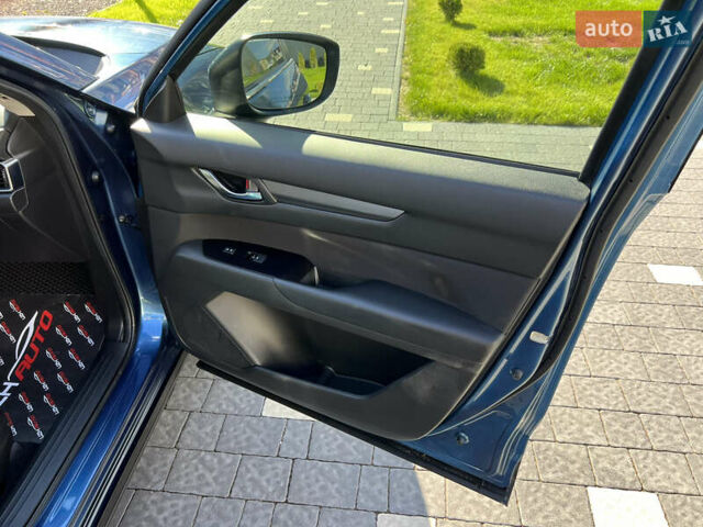 Синій Мазда СХ-5, об'ємом двигуна 2.5 л та пробігом 102 тис. км за 17500 $, фото 39 на Automoto.ua