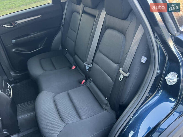 Синий Мазда СХ-5, объемом двигателя 2 л и пробегом 72 тыс. км за 22800 $, фото 62 на Automoto.ua