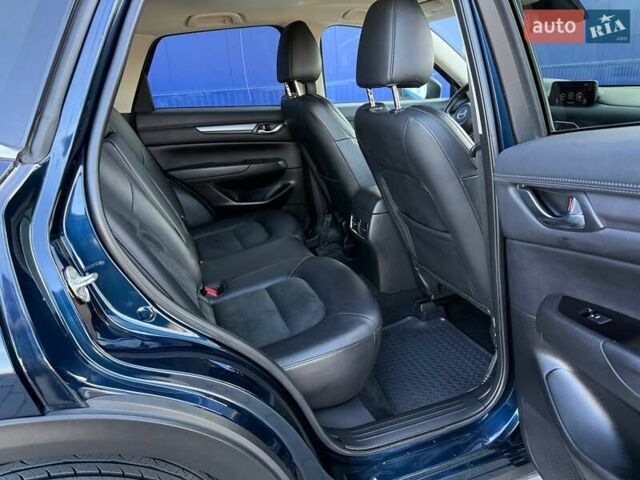 Синій Мазда СХ-5, об'ємом двигуна 2.49 л та пробігом 157 тис. км за 18000 $, фото 7 на Automoto.ua
