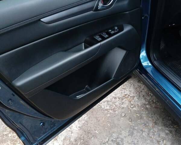 Синій Мазда СХ-5, об'ємом двигуна 2.49 л та пробігом 76 тис. км за 20000 $, фото 21 на Automoto.ua