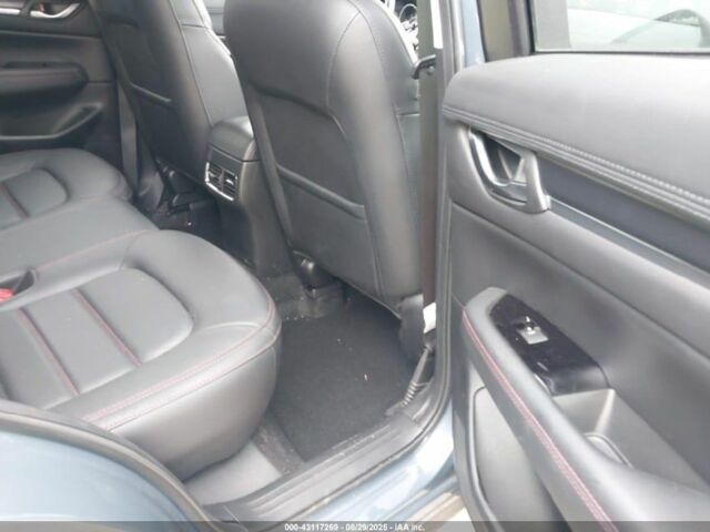 Мазда СХ-5 2023 в Хмельницком на Automoto.ua Синий Мазда СХ-5, объемом двигателя 2.5 л и пробегом 55 тыс. км за 408 $, фото 5 на Automoto.ua