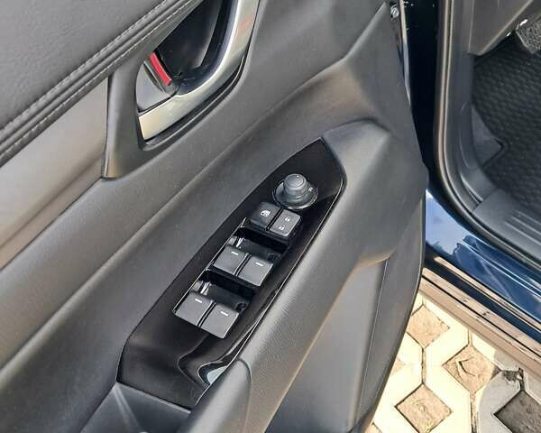 Синий Мазда СХ-5, объемом двигателя 2.49 л и пробегом 1 тыс. км за 25000 $, фото 51 на Automoto.ua