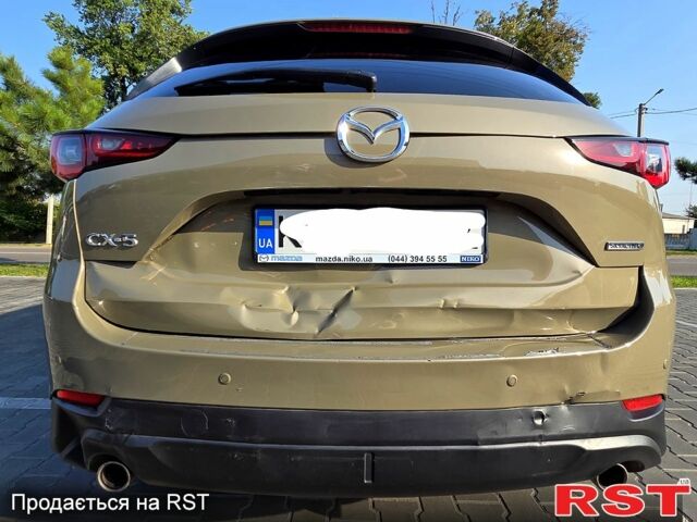 Зелений Мазда СХ-5, об'ємом двигуна 2 л та пробігом 10 тис. км за 26500 $, фото 3 на Automoto.ua