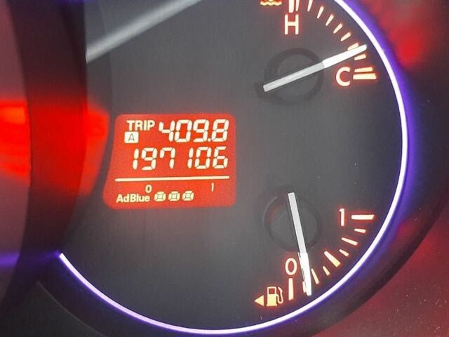 Білий Мазда СХ-7, об'ємом двигуна 2.2 л та пробігом 197 тис. км за 9900 $, фото 8 на Automoto.ua